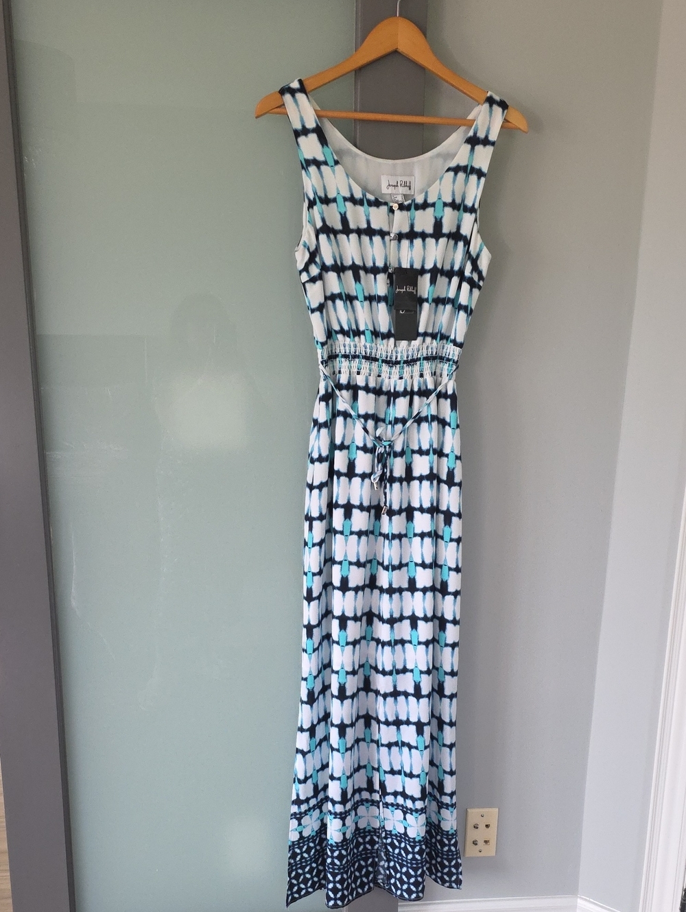 NWT Joseph Ribkoff Size 6  Lined Maxi Dress